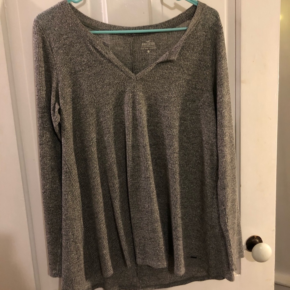 hollister gray long sleeve